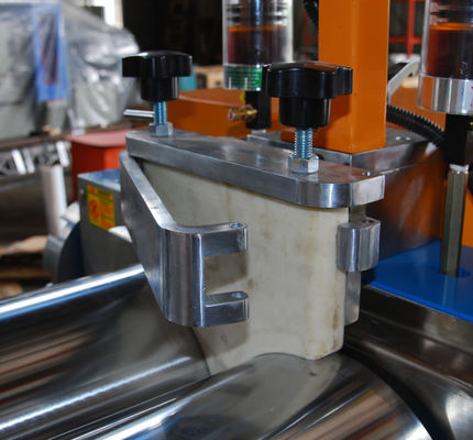 Rubber Open Mixing Mill Machine Leverancier Voor Eva Pe Epdm En Sbr Schuim 22 Inch